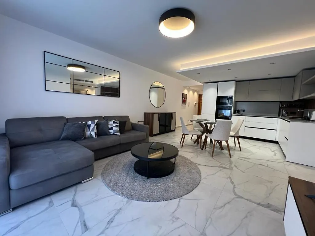 Skylark 2 Apartment With Terrace Is-Swieqi マルタ