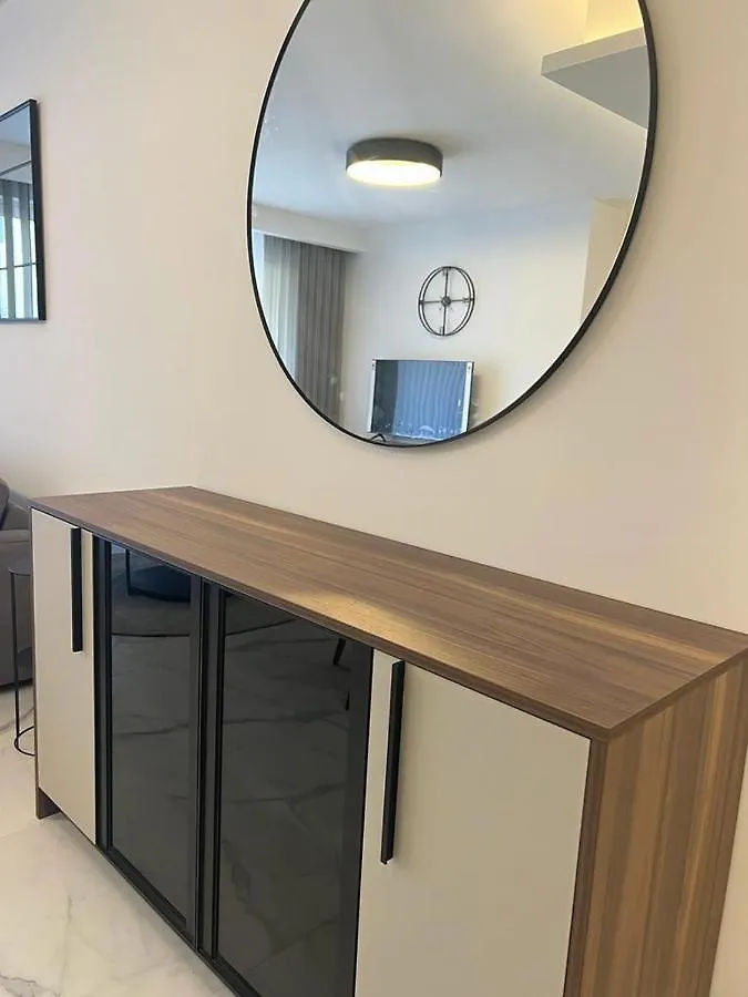 Skylark 2 Apartment With Terrace Is-Swieqi